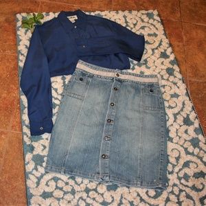 Tommy Helfiger button up front denim skirt